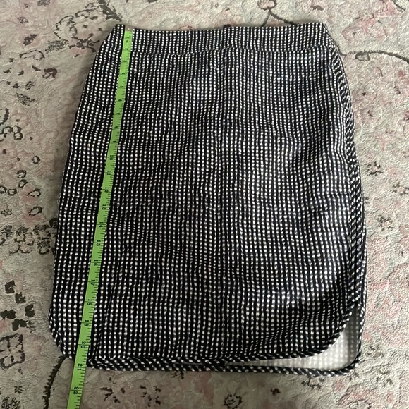 Loft Gingham Patterned Pencil Skirt - Picture 9 of 12